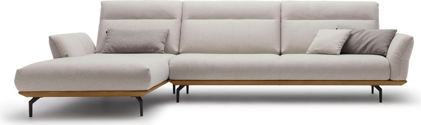 Creation BY ROLF BENZ Ecksofa CR.460, Sockel in Nussbaum, Winkelfüße in Umbragrau, Breite 338 cm Creation BY ROLF BENZ Ecksofa CR.460, Sockel in Nussbaum, Winkelfüße in Umbragrau, Breite 338 cm von Creation BY ROLF BENZ