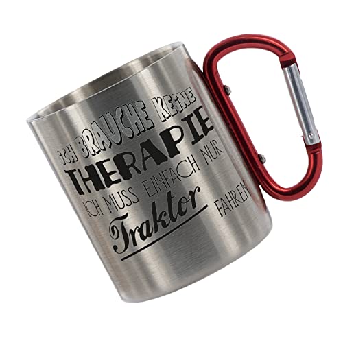 CreaLuxe Edelstahltasse mit Karabiner 'Ich Brauche Keine Therapie ich muss einfach nur Traktor Fahren' Tasse bedruckt, Kaffeetasse, Bürotasse, Metalltasse mit Name von Creativ Deluxe