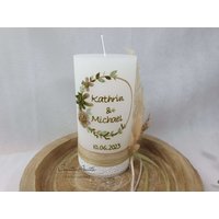 Hochzeitskerze Rustik Weiß Groß - Mit Blütenkreis Gold, Taupe Und Olive Pampasgras von CreativAnita