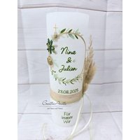 Hochzeitskerze Rustik Weiß Groß - Wahlweise Mit/Ohne Teelichteinsatz Mit Blütenkreis Gold, Taupe Und Olive Pampasgras Hochzeitskerze Rustik Weiß Groß - Wahlweise Mit/Ohne Teelichteinsatz Mit Blütenkreis Gold, Taupe Und Olive Pampasgras von CreativAnita