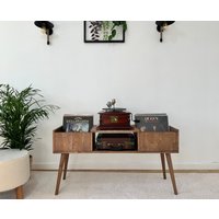 Mid Century Plattenspieler - Holz Lp Schrank Handgemachter Retro Media Box, Schallplatte von CreativeArchitDesign