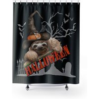 Wasserfester Duschvorhang, Halloween Accessoires, Dekor, Herbst Faultier Badezimmer Accessoires von CreativeCreationsTLC