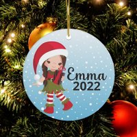 Personalisierter Mädchen Weihnachtsschmuck, Weihnachtsschmuck 2022 Weihnachtsgeschenk, Süßes Elfen Ornament, Weihnachtsgeschenk von CreativeGiftsSC