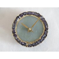 Grüne Aventurin Uhr Mit Amethyst Kristall Edelsteinen, Moderne Schreibtisch/Wanduhr, Perfektes Geschenk, Haus Wärmende Geschenke von CreativeHandStoneArt