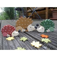 Igelmutter Mit Baby | In Verschiedenen Farben Und Größen von CreativeHolzShop