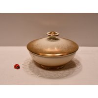 Bonboniere Von Schirnding Bavaria Aus Porzellan/Zierdose Deckeldose Golddekor 12cm Durchm. 60Er Vintage Retro Mid Century von CreativeMacroArt