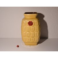 Kultige Keramikvase Von Bay 938-20/Seidenmatt Gelb Reliefdekor 70Er West German Pottery Vintage Retro Wohndeko von CreativeMacroArt