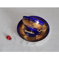 Mokkatassengedeck 2Tlg Aus Porzellan Von Rwk Rudolf Wächter/Teetasse Vintage Kobaltblau & Golddekor 60Er Mid Century Geschirr Mokkatassengedeck 2Tlg Aus Porzellan Von Rwk Rudolf Wächter/Teetasse Vintage Kobaltblau & Golddekor 60Er Mid Century Geschirr von CreativeMacroArt