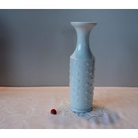 Schlanke Vase Von Royal Kpm 740-3/Porzellan Noppenstruktur 22, 5cm Hoch 70Er Jahre Blumenvase Vintage Retro von CreativeMacroArt