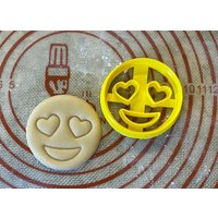 Liebe Emoji Ausstechform/Polymer Clay/ Fondant von CreativePixelCA