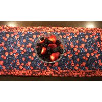Obst Tischläufer Sieht Lecker Aus Beeren in Hülle Und Fülle von CreativelyPam