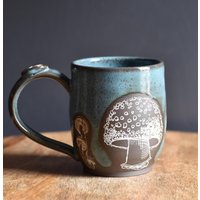 Blauer Pilz Becher, Handgefertigte Keramik von CreektreeClay