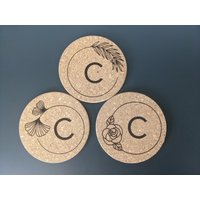Monogramm Korkuntersetzer von CrimsonFoxStudio
