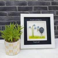 Wenn Mamas Blumen Wären... Wunderschöne Verschmolzene Glasblumen Mit Kieselstein Kunst Gerahmt von CristinasQuirkyCraft