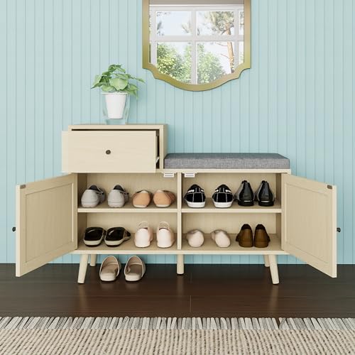Crlnaup Schuhbank im Boho-Stil in Naturholzoptik – mit Rattangeflecht-Doppeltüren, Schublade und gepolsterter Sitzfläche – ideal für Flur, Eingangsbereich oder Korridor.Maße(90 * 35 * 65cm) von Crlnaup