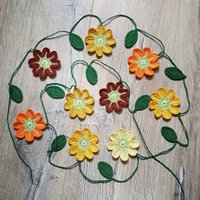 Gehäkelte Herbstblumen Wimpelkette | Herbstfarben Girlande von CrochetCabinetCrafts