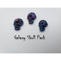 Galaxy Skull Magnet Pack, Hübsche Gruselige Kühlschrankmagnete, Niedlicher Schließfächer Magnet, Gothic Geschenkidee, Halloween Dekoration, Space von CrumksCreations