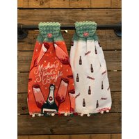 2 Handtücher/Gehäkelt/Hängender Topper/Weihnachten/Weihnachten/Champagner/Winter/Home/Kitchen Decor/Geschenkideen von CrushingNeedles