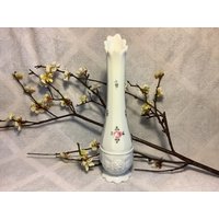 Vintage Westmoreland White Milk Glas Vase Handgemalte Blumen Und Trauben-Detail von CrystalAntiqueCollec