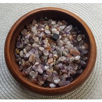 Super Sieben Edelstein Undrilled Chips/Natürliche Kristall Undrilled Kleine Getrommelte Steine 20 Gramm 7 von CrystalCuriositiesUK