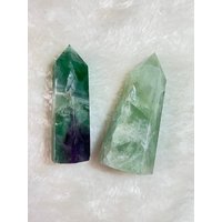 Grüner Fluorit Punkt/ Regenbogen Turm/Wohnkultur von CrystalDesignByJC