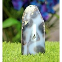 Erstaunliche Große 15 cm Blaue Spitze Achat Freeform Natürliche Selbst Stehende Stück Orca Achat von CrystalEasy