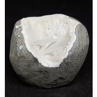 Natürliche 2 "Zoll Scolocite Spikes Geode, Scolite Geschenk, Dekoratives Stück von CrystalEasy