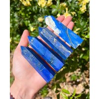 Sie Wählen Aaa Uv Reactive Lapis Lazuli Towers, Point, Tower, Blue Gemstone Crystal von CrystallineEarthShop