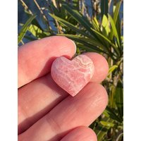 Wunderschöner Echter Rhodochrosit Kleines Herz Flach Von Einer Seite Aus Argentinien - Heilende Seltene Chakra Geschenke von CrystalsForYouUK