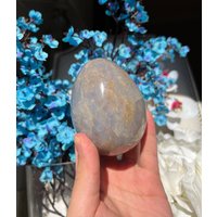 Seltenes Blaues Rosenquarz Ei, Seltenes Vorkommen, Gefüllt Mit Regenbogenn, Kristallei von CrystalsbyDG