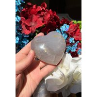 Seltenes Rosenquarz Herz Mit Regenbogenn, Seltenes Vorkommen von CrystalsbyDG