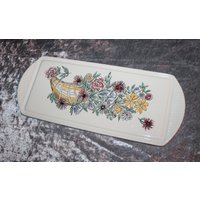 Fifties Königskuchenplatte Mit Blumigem Design von CupsCornerAndMore