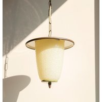 Vintage Grüne Pendelleuchte, 1970Er Jahre Design, Dekorative Emaille Lampe, Mid Century Modern, Retro Milchglas Hängeleuchte von CuratedVintageStore