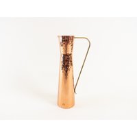 Vintage Schweizer Kupfer Knospe Vase Mit Messinggriff - Egro Schweiz Copper Slim Pitcher von CurialVintage