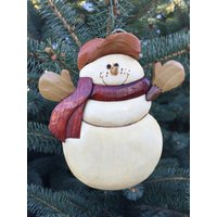 Schneemann Intarsien Ornament Mit Handschuhen Schneemann Intarsien Ornament Mit Handschuhen von CurlyWoodDesign2