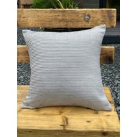 Hochwertiges Silber Jumbo Cord Mit Metallic Glitzer Kissenbezüge Nähte - Für Home Office Sofa Couch Schlafzimmer 45x45cm von CushionCoverShop