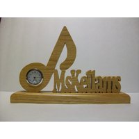 Musiklehrer-Schreibtischuhr, Personalisiert Mit Dem Namen Des Lehrers von CustomClocksBeyond