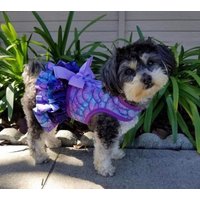 Meerjungfrau-Skalen-Dreifach-Rüschen Geschirr Für Kleine Hunde Made in Usa, Hundegeschirre, Haustierkleidung, Lila Meerjungfrau-Skalen-Dreifach-Rüschen Geschirr Für Kleine Hunde Made in Usa, Hundegeschirre, Haustierkleidung, Lila von CustomDogJacket