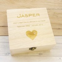 Personalisierte, Gravierte Haustier-Erinnerungsbox Mit Herz-Design - Hund/Katze Erinnerungsbox, Erhältlich in Mittel & Groß von CustomGiftCoUK