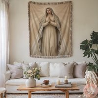 Virgin Mary Woven Blanket Pillow Set, Religious Home Decor, Catholic Sacred Art Blanket, Prayer Pillow, Faithful Gift, Gift Virgin Mary Woven Blanket Pillow Set, Religious Home Decor, Catholic Sacred Art Blanket, Prayer Pillow, Faithful Gift, Gift von CustomGiftStudioND