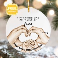 Personalisierte Familie Ornament Weihnachten Benutzerdefinierte Keramik Urlaub Dekoration von CustomHappinessShop