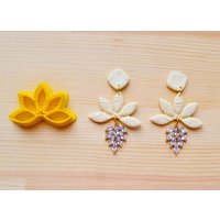 Blütenblätter Ohrringe Polymer Clay Cutter, Lotusblüten Tonschneider, Frühlingslilie Art Deco Ohrringherstellungswerkzeuge von CustomMadeStamp