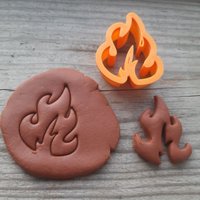Brennende Flamme Cutter, Feuer Flammen Polymer Clay Ausstechform, Form Fondant Flame Cutter von CustomMadeStamp