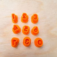 1 2 3 4 5 6 7 8 0 Ausstechformen, Ausstechformen von CustomMadeStamp