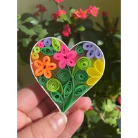 Quilled Magnet - Quilling Papier Magnete - Handgemachter Blume - Hochzeitsgeschenk - Frühlingsblüte Herzen von CustomQuillingGifts