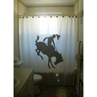 Bucking Bronco Duschvorhang, Rodeo Pferde Western Badezimmer Dekor. Extra Langer Stoff in 84 Und 96 Zoll Als Sonderanfertigung Erhältlich von CustomShowerCurtains