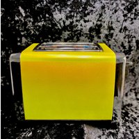 Gelbe Holographic Retro Toaster, Hamilton Beach Chrom Geräte von CustomappliancesbyJ