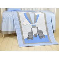 Baby Blue Boy Decke, Personalisierte, Krabbeldecke, Elefant Bettwäsche, Safari-Kindergarten von Customquiltsbyeva