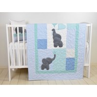 Baby Quilt, Elefanten Decke, Mint Blau Grau Kinderbett Bettwäsche, Safari-Kindergarten von Customquiltsbyeva