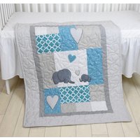 Elefanten Baby Decke, Petrol/Grau Quilt Krippe Bettwäsche, Decke Safari Kindergarten von Customquiltsbyeva